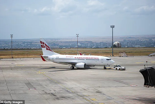 The Controversy Over Airplane Clapping: A Shift in Public Opinion and Etiquette Debates