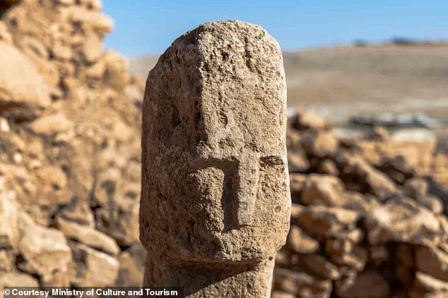 ‘A Glimpse into Ancient Individuality’: 10,000-Year-Old Stone Carving Challenges Early Human Art Timeline