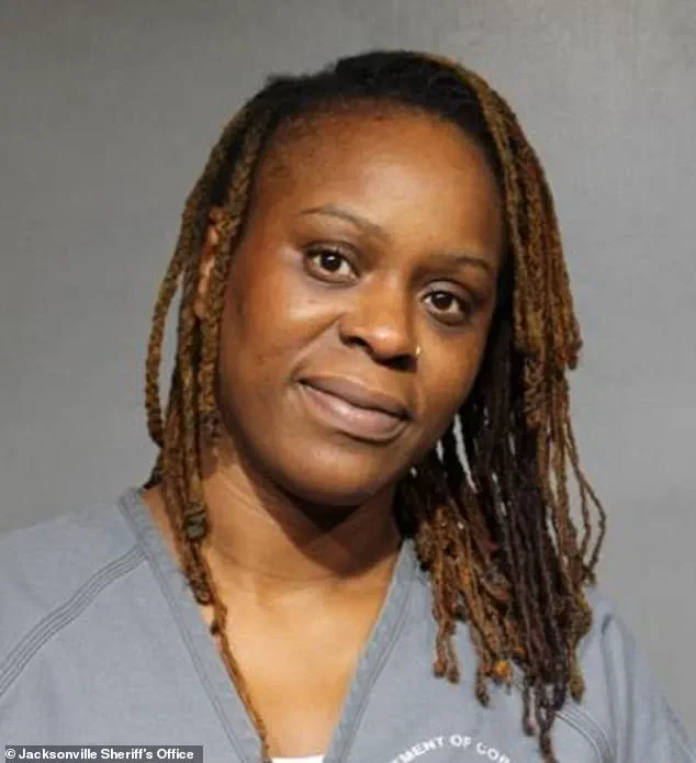 Racial Tensions Escalate After Jacksonville Police Confrontation with Black Mother, Reigniting Debates on Law Enforcement Bias and Community Outcry