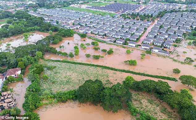 La Niña Linked to Intensified Tropical Storms as Hurricane Season Ends, Experts Warn