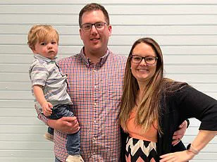 Tragedy on New Year's Day: Alabama Crash Claims Lives of Couple, Leaving Three Children Without Parents