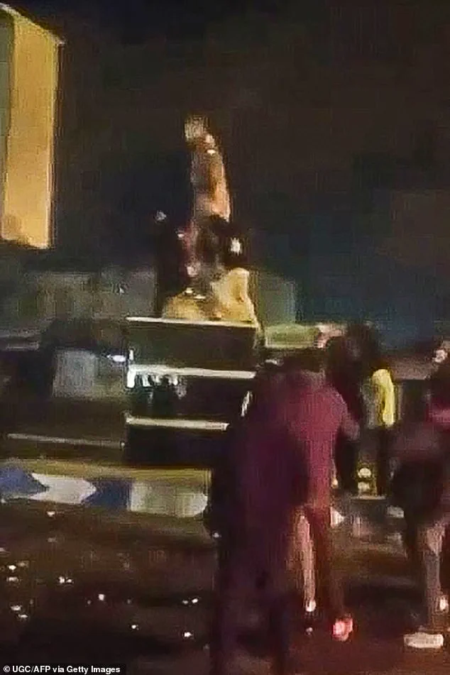 Clash of Regime and People as Iran's Protests Reach Unprecedented Levels, Economic Despair Fuels Defiance