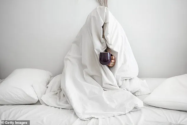 Expert Warns on Lifestyle Choices and Public Health: The Challenge of Sustaining Healthy Habits