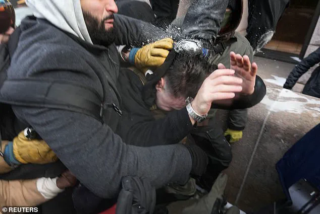 Violent Protests Erupt in Minneapolis Over Alleged Fraud, Highlighting Tensions Between Government Oversight and Public Trust