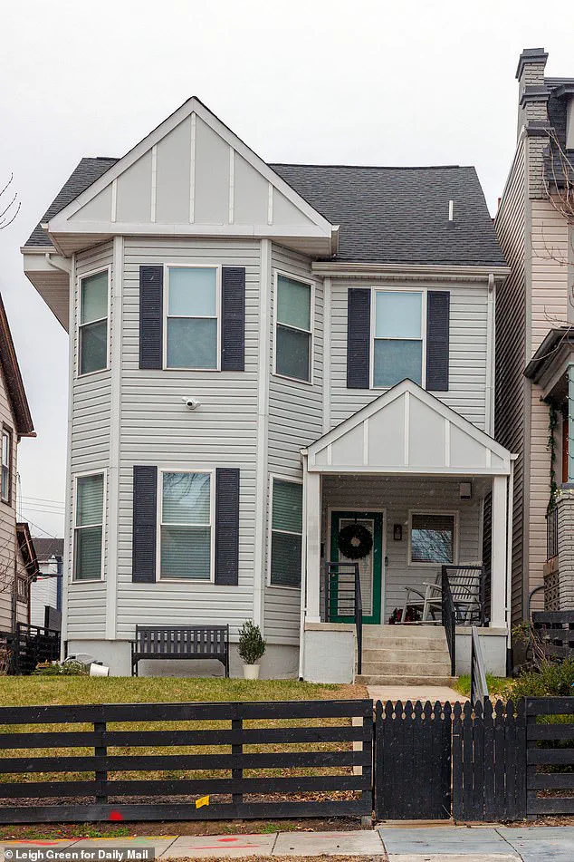 Legal Challenge Over Residency Requirements Threatens Eric Swalwell's Gubernatorial Bid