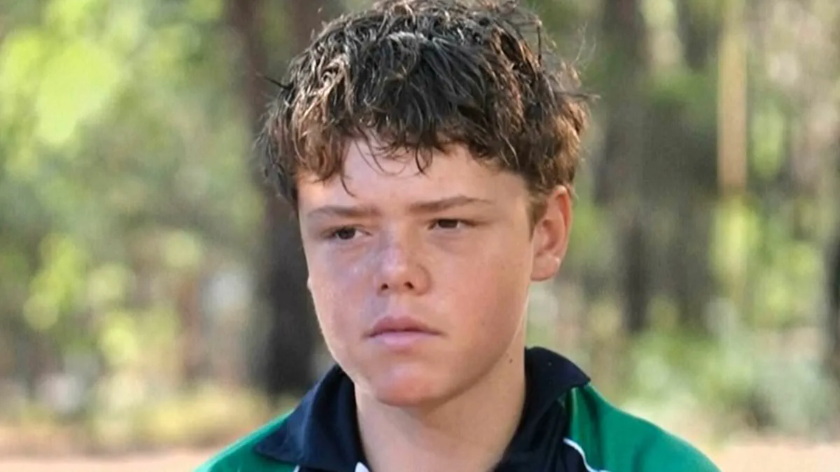 13-Year-Old Hero Swims Four Kilometers to Save Stranded Family in Western Australia