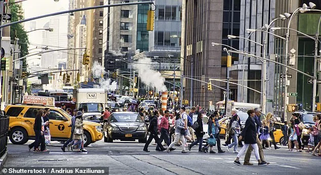 Air Pollution Tied to Alzheimer's Surge: 150M Americans at Risk with 9% Higher Alzheimer's Risk per PM2.5 Rise