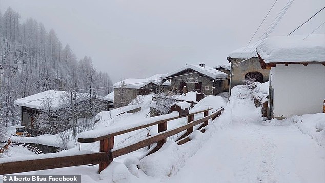 Alpine Crisis: Unprecedented Snowfall and Avalanche Threats Force Mass Evacuations in Italy and Switzerland