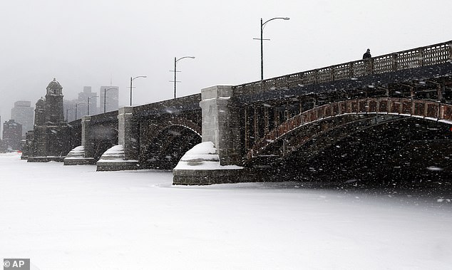 Boston Officials Urge Residents to Avoid Frozen Charles River Amid Unpredictable Ice Conditions