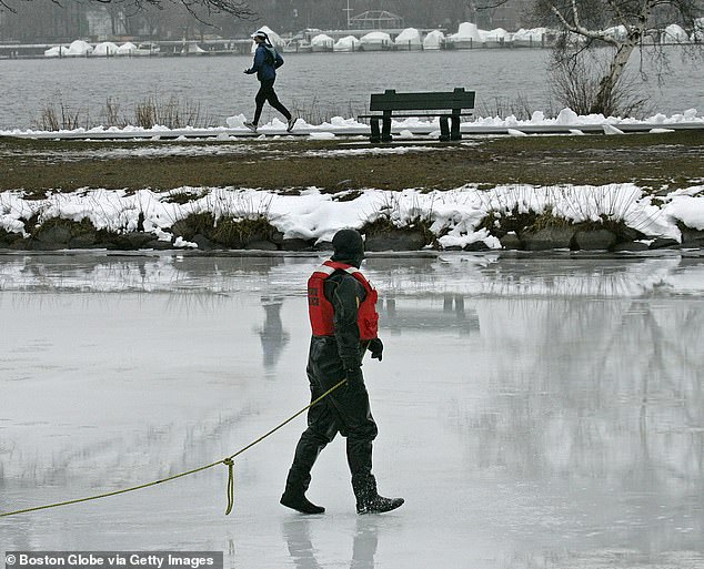 Boston Officials Urge Residents to Avoid Frozen Charles River Amid Unpredictable Ice Conditions
