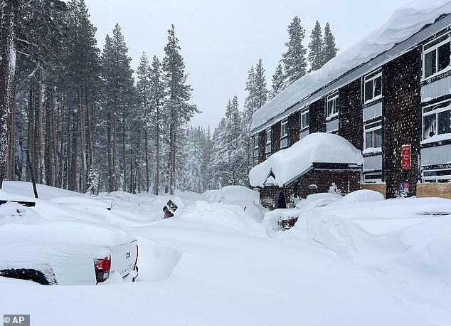 Colossal Winter Storm Threatens Millions Across 27 States, East Coast Faces Whiteout, California Dealing with Avalanche Aftermath