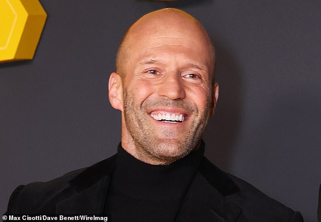 From Insecurity to Self-Acceptance: How r/bald Became a Supportive Community for Balding Men