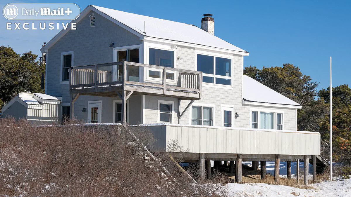 Generations of Friendship Fractured by $30K Beach Fee Dispute in Maine