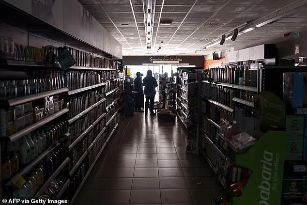 Macron Attributes 2025 Blackout to Spain's 100% Renewable Energy Model