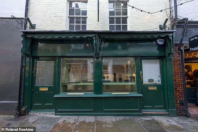 Ram-Raid Shocks Richmond-Upon-Thames as Thieves Use Illegal Getaway Vehicle