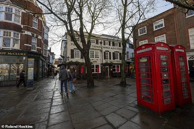 Ram-Raid Shocks Richmond-Upon-Thames as Thieves Use Illegal Getaway Vehicle