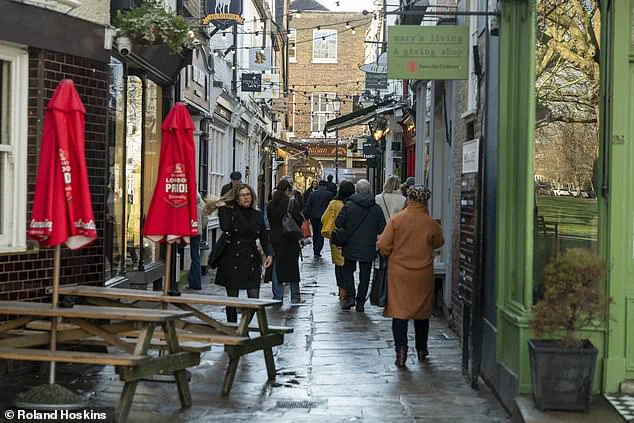 Ram-Raid Shocks Richmond-Upon-Thames as Thieves Use Illegal Getaway Vehicle