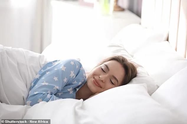 Study Reveals Hidden Risk: How Pillow Height and Shape May Elevate Eye Pressure and Threaten Glaucoma Patients