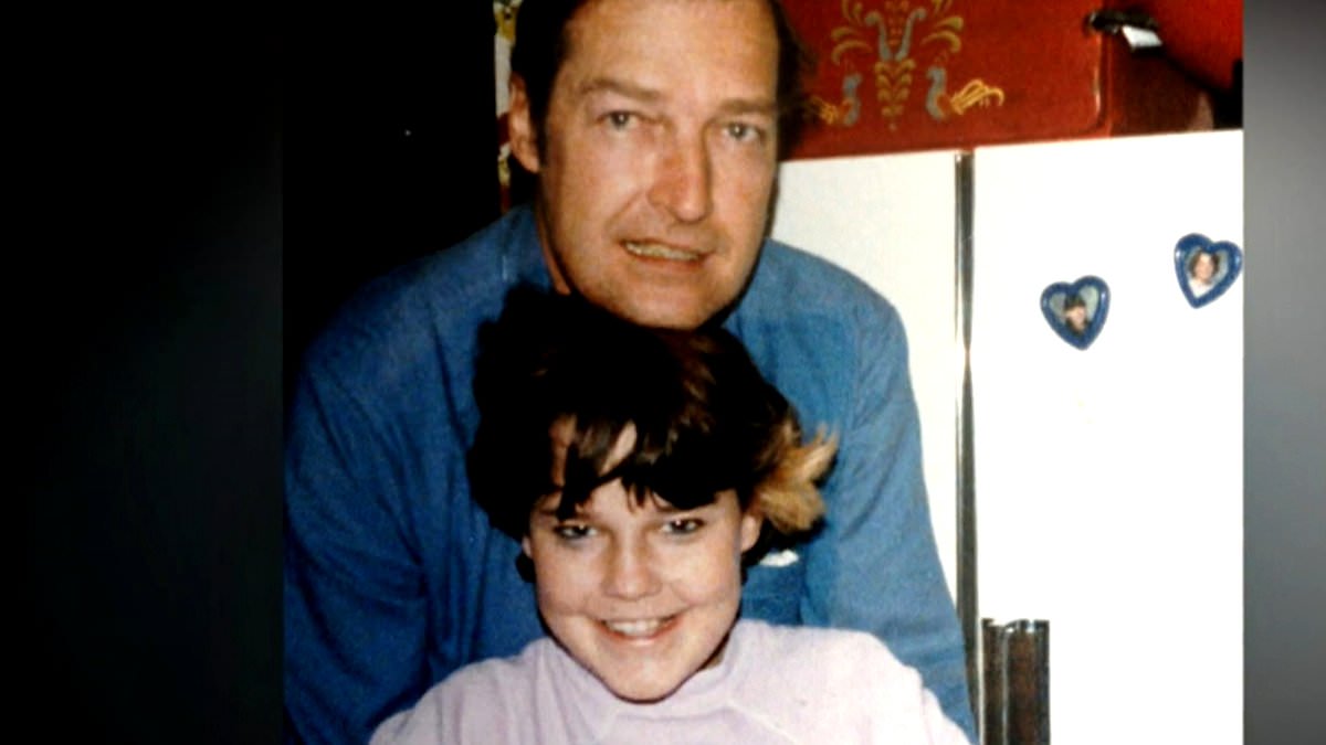 The Center of Gravity: How Savannah Guthrie's Father's Death Redefined Her Life