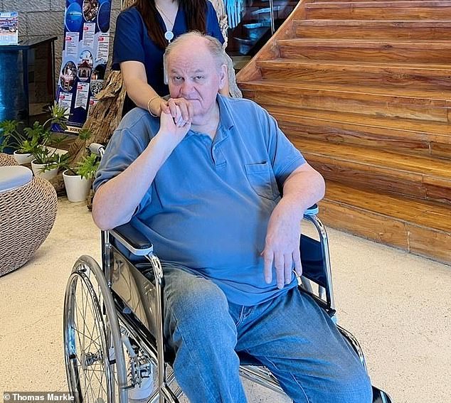Thomas Markle Sr Fitted for Prosthetic Leg After Life-Saving Surgery