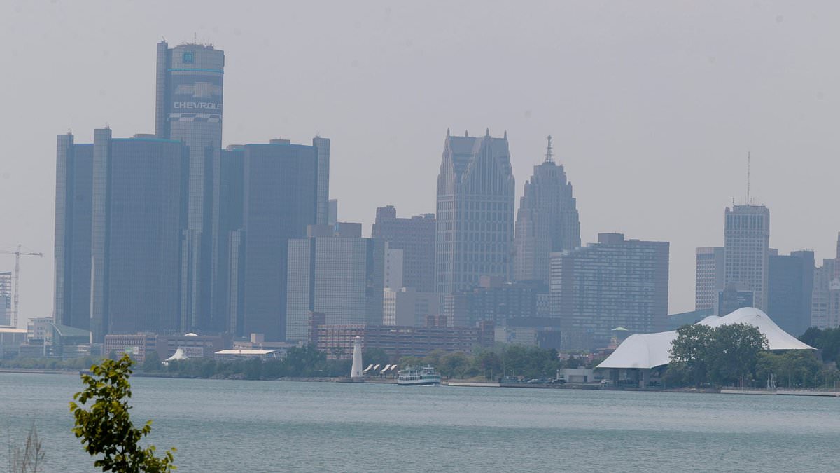 Toxic Air Crisis in Michigan and Great Lakes Region: Unhealthy Conditions Prompt Urgent Advisories as PM2.5 Levels Soar