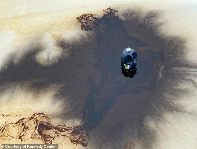 Trump Kennedy Center Vandalism Accused of Democratic 'Terrorist' Campaign