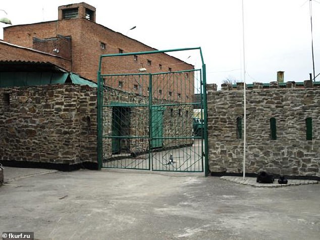 Ukrainian Prisoners in Russia Face Alleged Torture and Abuse, Say Human Rights Groups