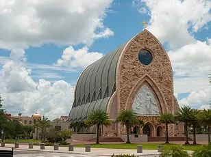 Utah High School Measles Outbreak Raises Alarms as 90% of Unvaccinated Students at Risk