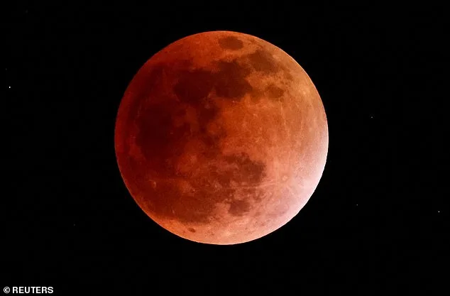 Blood Moon to Light Up Skies: Total Lunar Eclipse on March 3 Offers Spectacular View Across North America