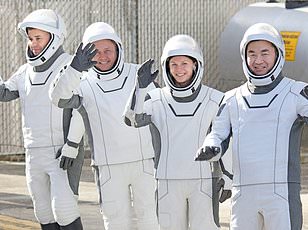 NASA Astronaut Mike Fincke's Life-Threatening Emergency Sparks First ISS Crew Evacuation, Ending Mission Early