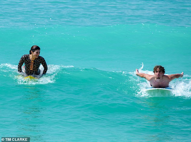Unshaken Serenity: Dubai's Beaches Amid the Shadow of Gulf Conflict