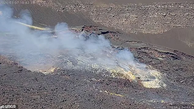 Hiker Dies After Entering Restricted Zone at Hawaii Volcanoes National Park