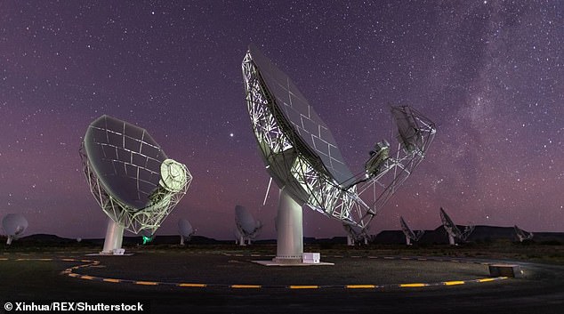 Astronomers Detect Mega-Laser Signal from 8 Billion Light-Year Galaxy System, Challenging Cosmic Models