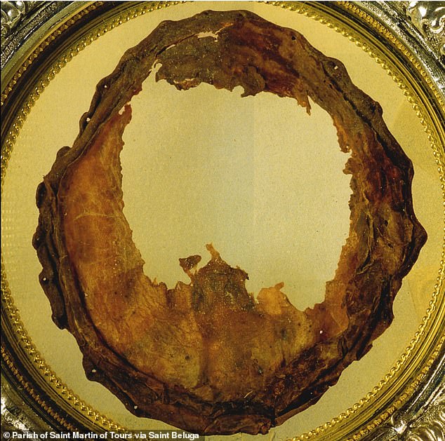 Mystery Deepens: Eucharistic Miracles Resurface in Poland, Mexico, and Beyond, Sparking Scientific and Religious Debate