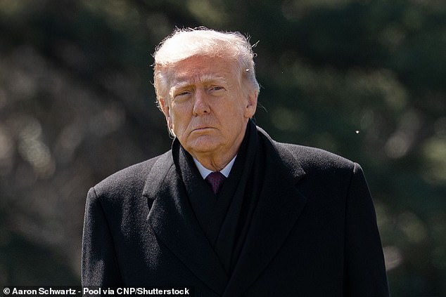 Ex-US Counterintelligence Official Claims Israel's Misleading Intel Triggered Iran War