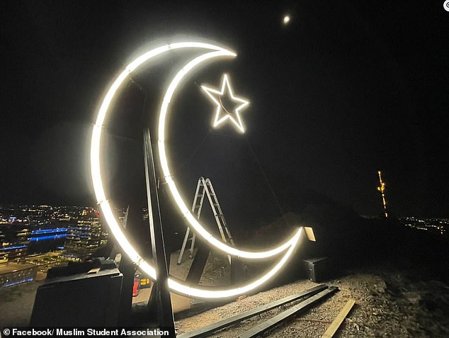 Islamic Crescent Moon Symbol Destroyed in Tempe Amid Ramadan Commemoration
