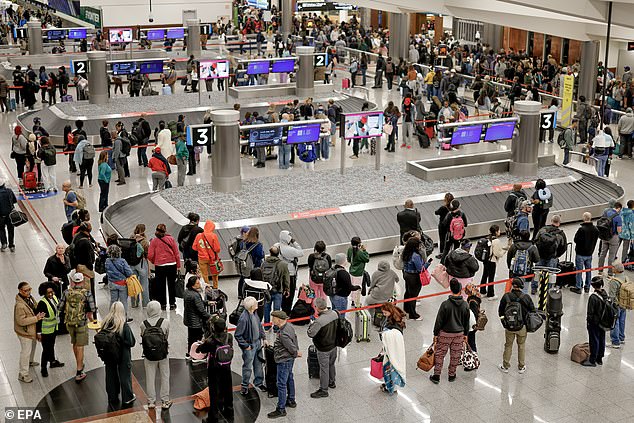 US Airports Gridlocked as Government Shutdown Leaves TSA Workers Unpaid, Security Lines Stretch for Hours
