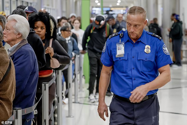 US Airports Gridlocked as Government Shutdown Leaves TSA Workers Unpaid, Security Lines Stretch for Hours