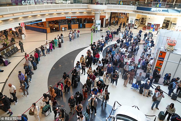 Congressional Stalemate Sparks Airport Chaos as Cruz Proposes ICE/CBP Funding Cutoff