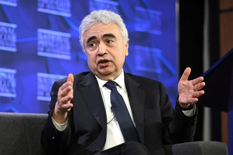 Global Energy Crisis Looms as Iran Blockade and War Drive Oil Prices Up 50%