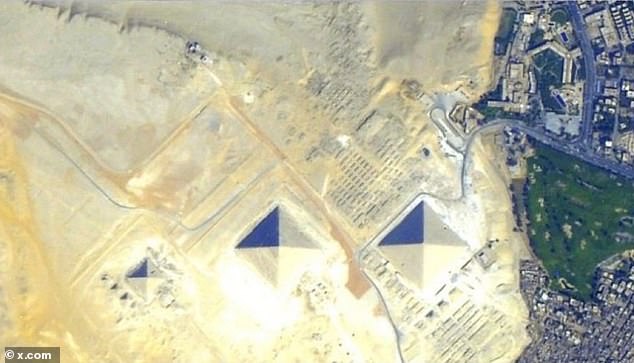 Antarctica's Mysterious Formation Resembles Giza Pyramids, Sparks Alien or Ancient Civilization Theories