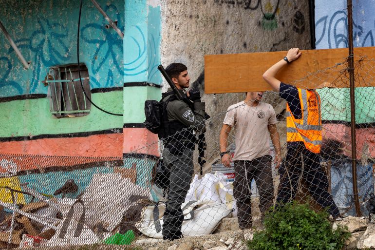 Israel Forcibly Displaces Palestinian Families in East Jerusalem as Human Rights Groups Accuse Government of Ethnic Cleansing Campaign