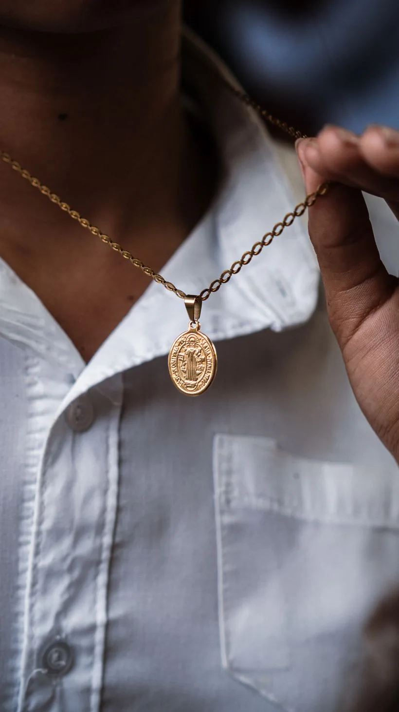 A Gold Chain of Protection and Grief: El Salvador's Forgotten Families