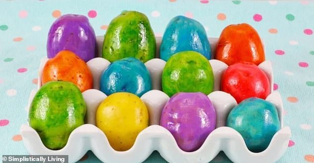 PETA Campaigns for 'Potato Tumble' as Alternative to Easter Egg Rolling to Spare Chickens from Suffering