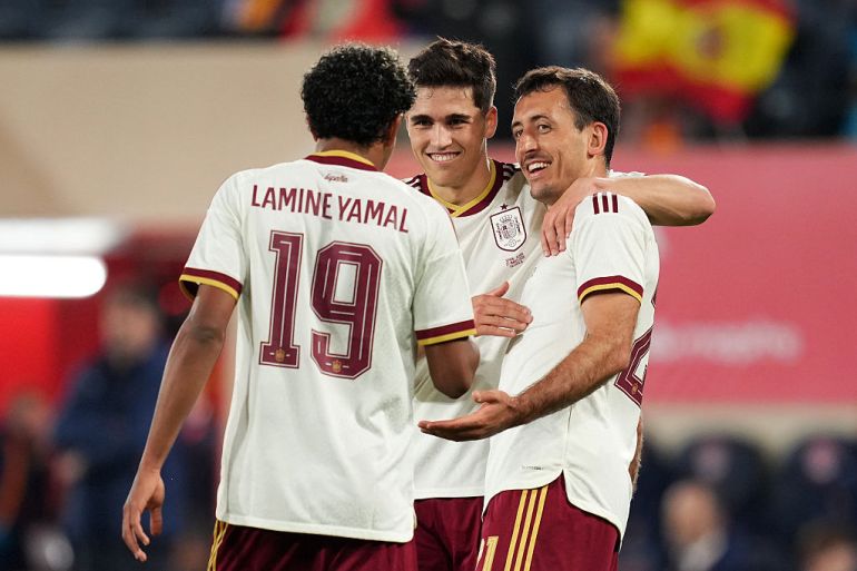 Spain Secures 3-0 Win Over Serbia in World Cup Warm-Up as Oyarzabal Scores Brace and Munoz Debuts with Goal
