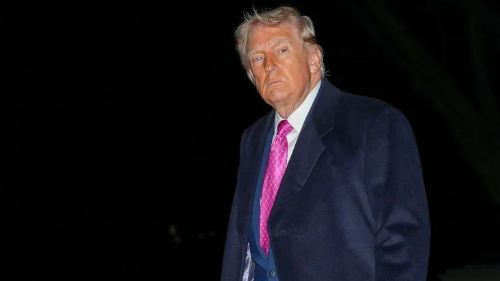 Trump's Plan to Seize Iran's Oil Sparks Debate Over Feasibility, Global Energy Markets, and Regional Stability