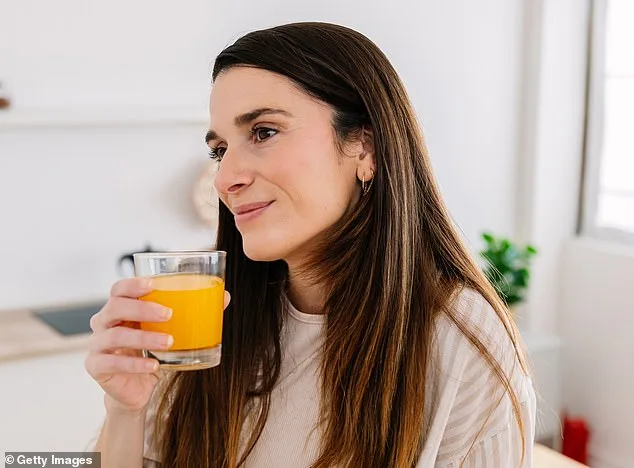 Eyes Reveal Health Secrets: Sugar's AGEs Linked to Disease and Aging