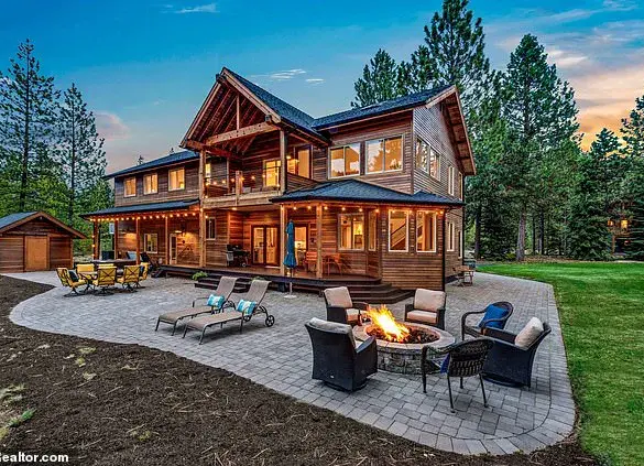 Oregon couple killed in avalanche near their $2.8 million compound