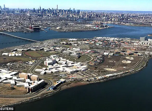 Trans migrant wanted by ICE arrested after allegedly raping 14-year-old boy in NYC park