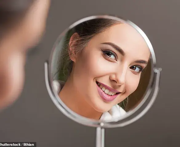 Expert Reveals How to Confront and Deal With a Narcissist